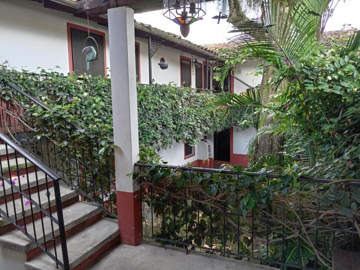 Hotel Boutique Casabella كواتيبيك المظهر الخارجي الصورة